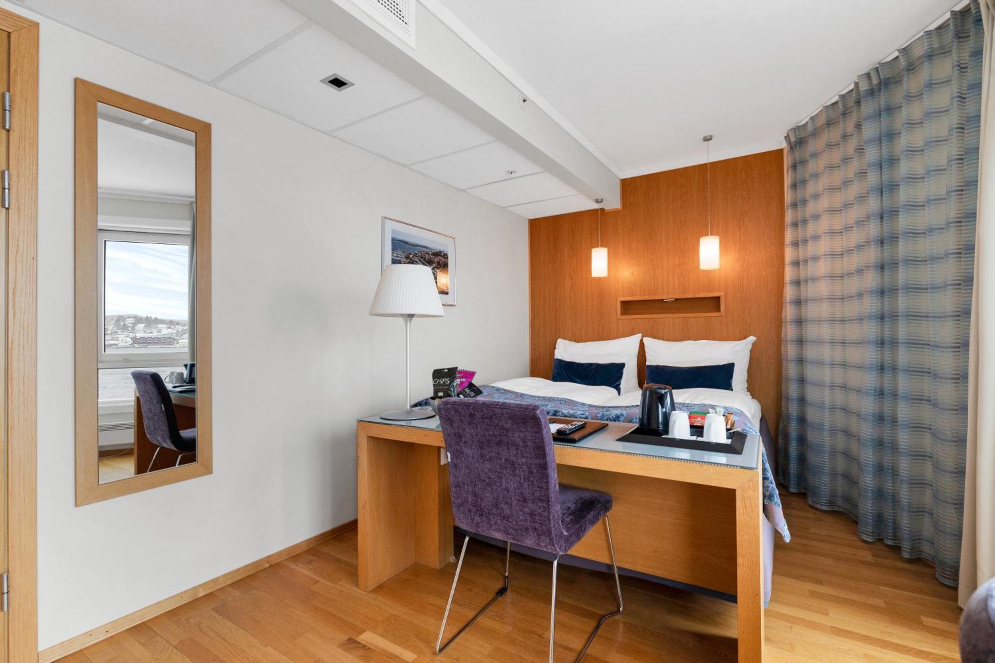 Clarion Hotel Tyholmen Arendal Extérieur photo